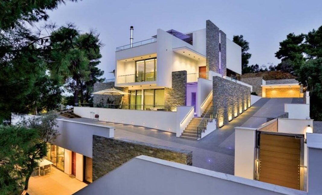 Luxury Seafront Property in Skiathos Greece. Hyperlux Seafront Villa in Greece 26