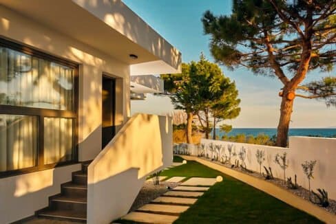 Seafront Property of 3 Luxury Suites Zakynthos 1