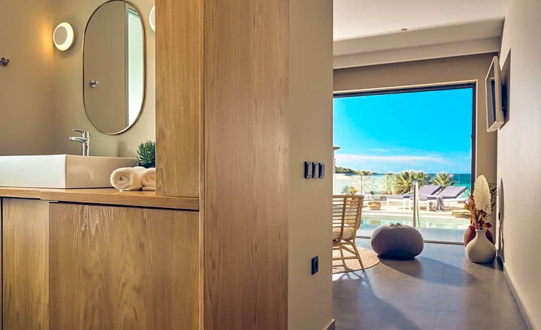 Seafront Property of 3 Luxury Suites Zakynthos 10