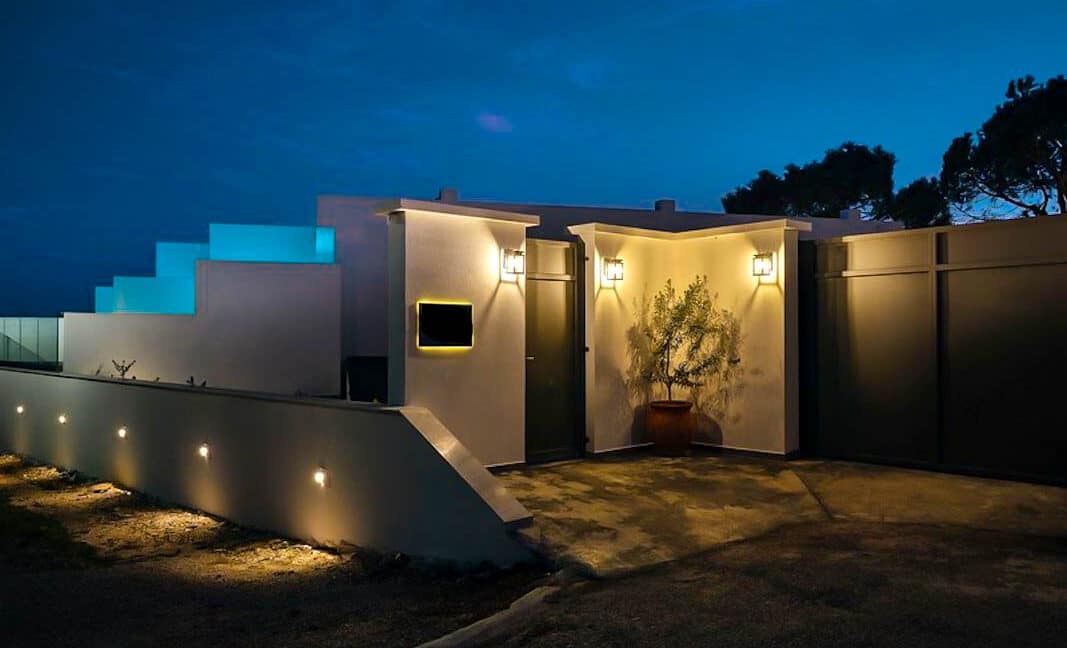 Seafront Property of 3 Luxury Suites Zakynthos 2