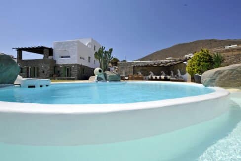 Villa in Paros with panoramic views. Luxury Estates in Paros Greece 27