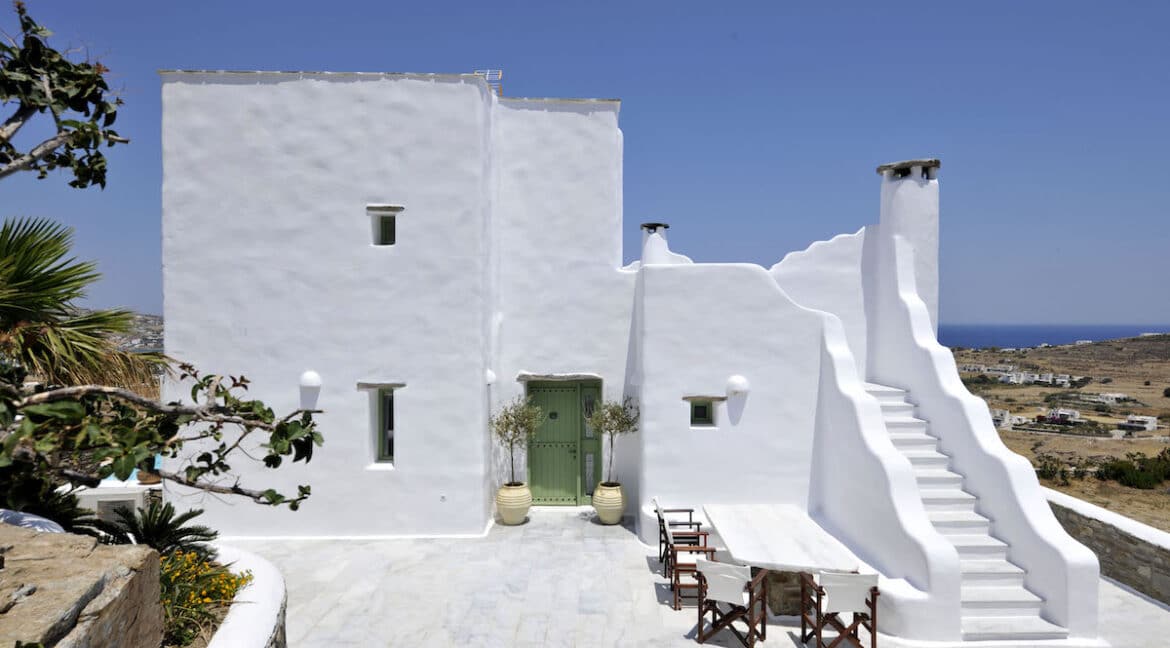 Villa in Paros with panoramic views. Luxury Estates in Paros Greece 36