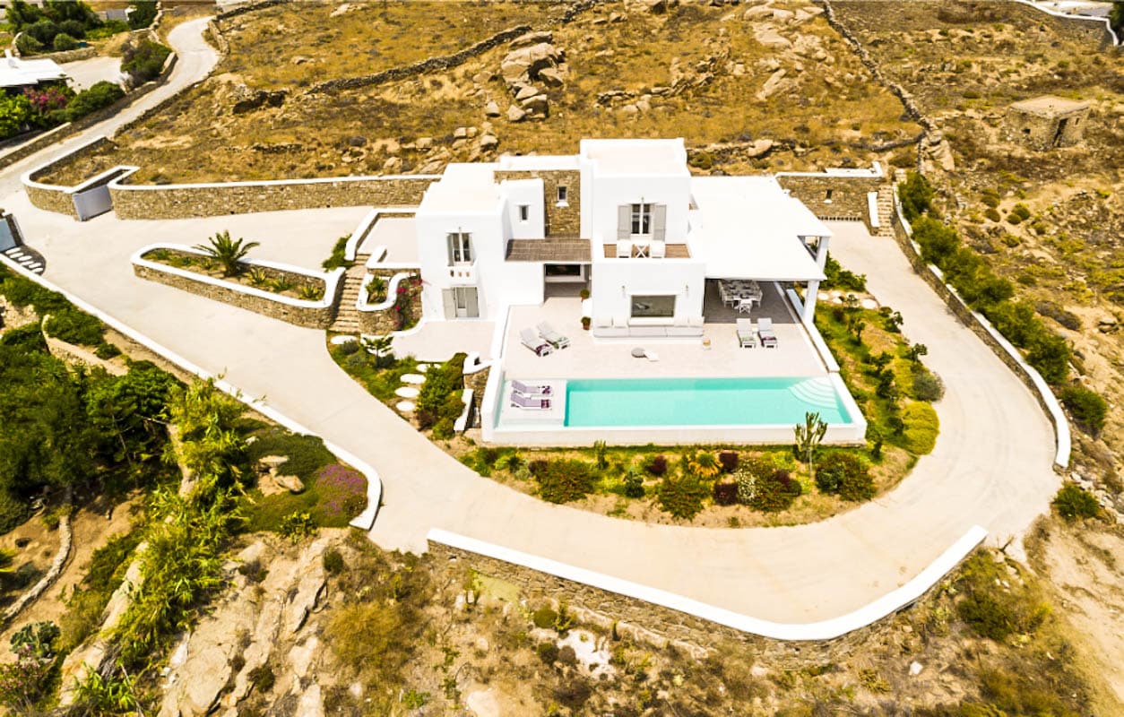 Villa near Chora Mykonos, Villa in Tourlos Mykonos for Sale