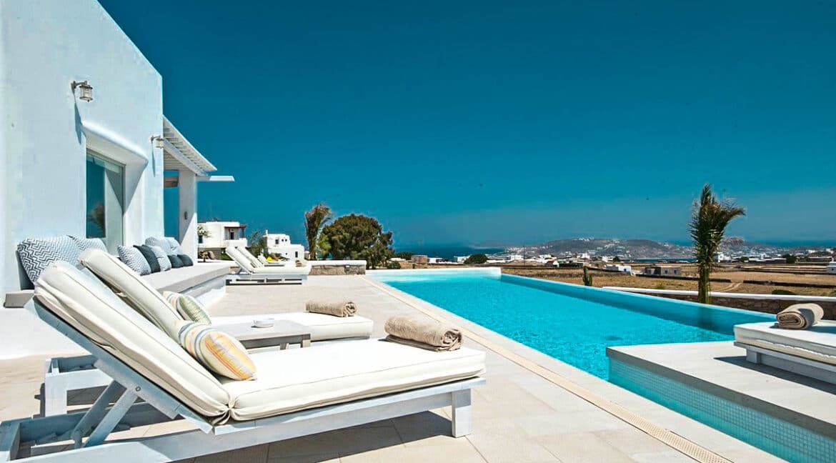 Villa near Chora Mykonos, Villa in Tourlos Mykonos for Sale 7