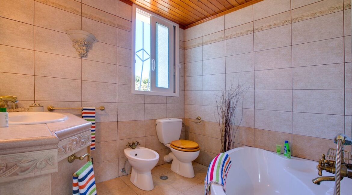 Villa near Kassiopi Corfu for sale, Corfu Luxury Homes 11