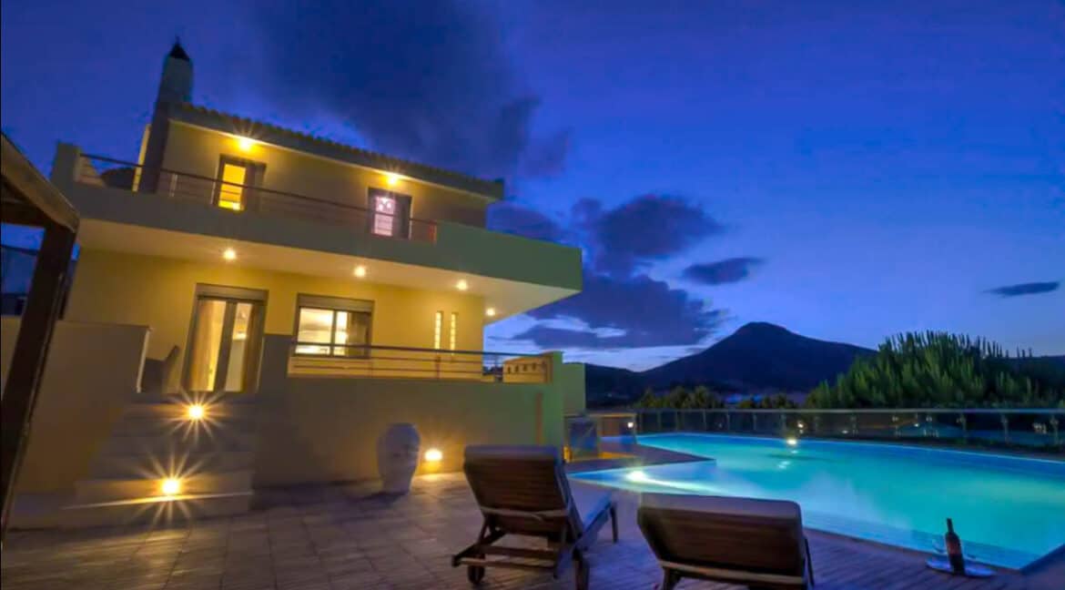 Villas near the sea in Athens, Sounio South Athens. Luxury Properties 42