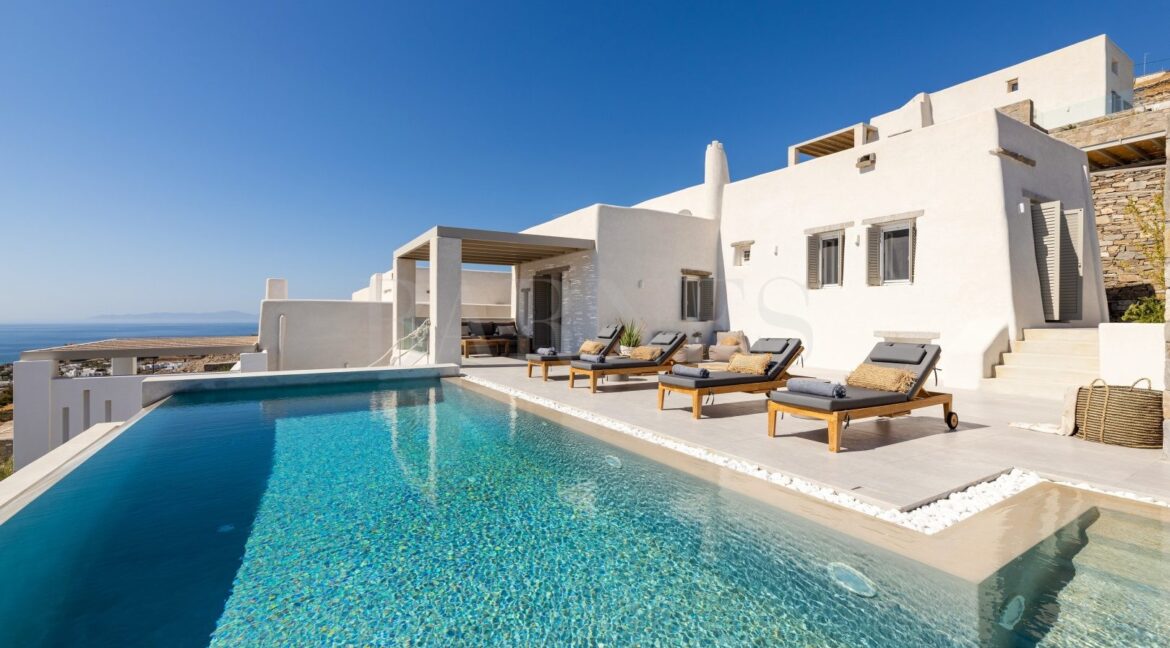 Luxurious new villa in Paros for Sale, Properties Paros Greece 5