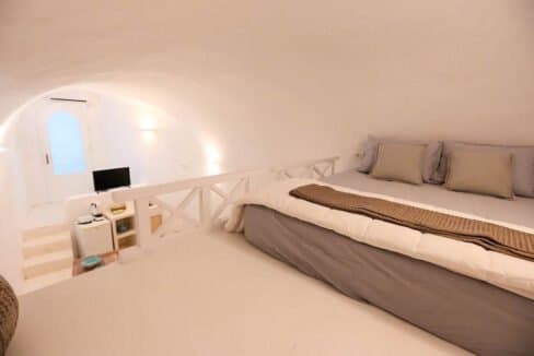 Cave House Santorini Greece for Sale, Akrotiri, Santorini Island Properties. Santorini Greece Real Estate 5