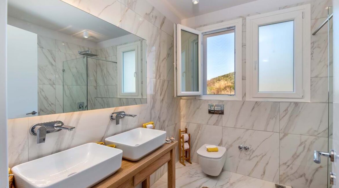 Seafront Beach House Corfu Greece for sale, Corfu Luxury Homes. Property Corfu Greece, Corfu Islands Greece 15