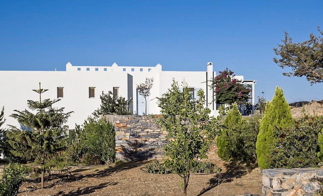 Seafront Detached Houses Naxos Island, Seafront Property Naxos Greece for sale.  Properties in Greek Islands 4