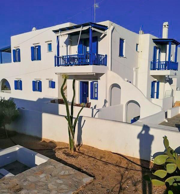 Seafront Villa in Antiparos in Cyclades Greece 32