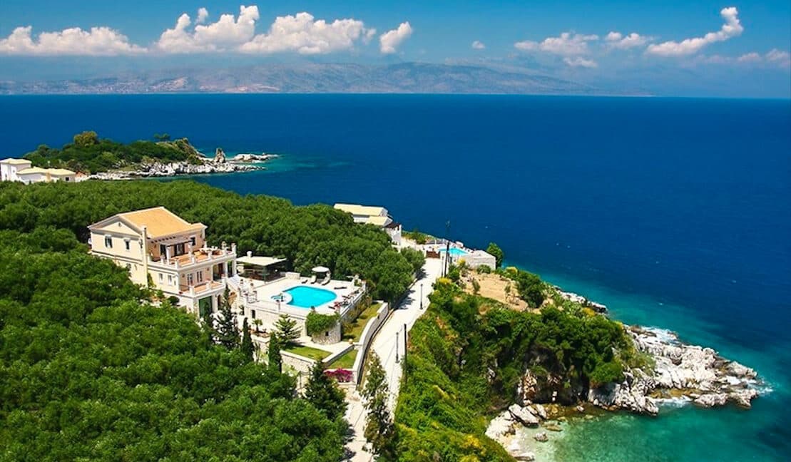 Villa for Sale Corfu Greece, Seafront Property in Kassiopi Corfu Greece 1