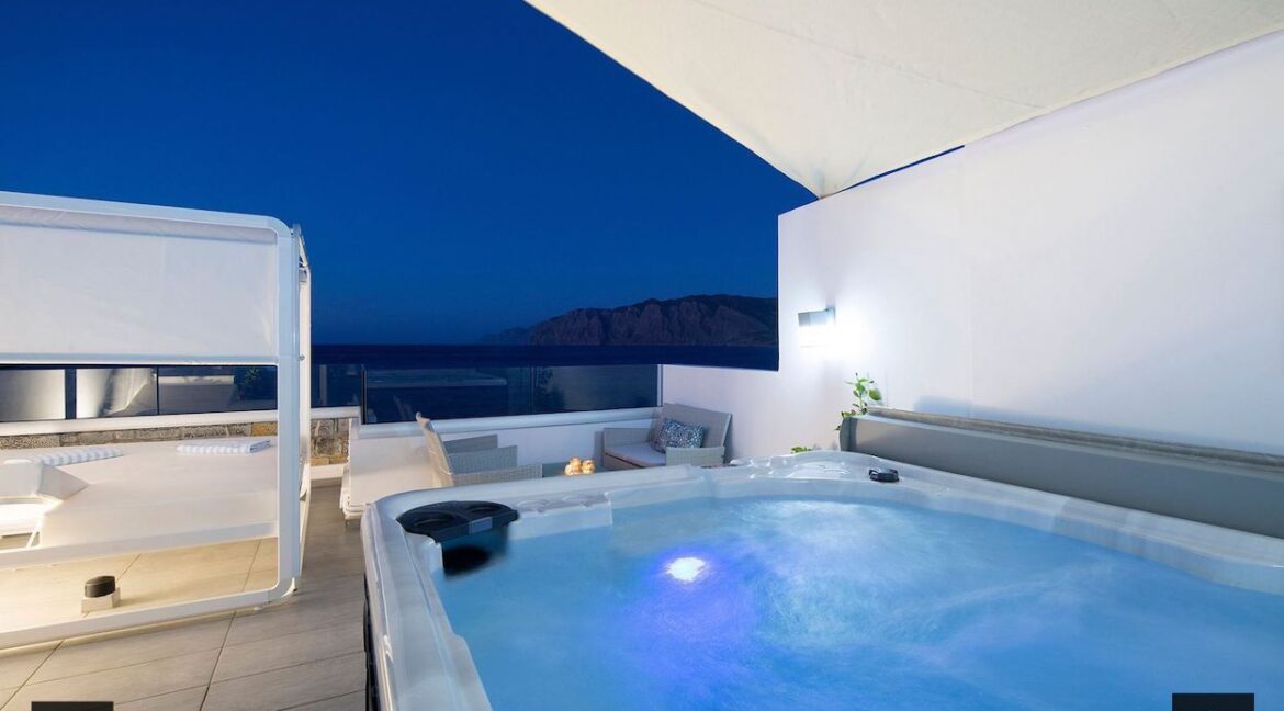 Waterfront Villa with sea view in Crete Greece 12