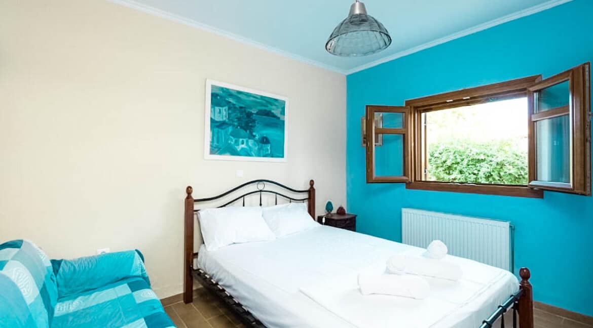 Beachfront House Kassandra Halkidiki Greece for sale. Seafront Houses in Halkidiki for sale 18