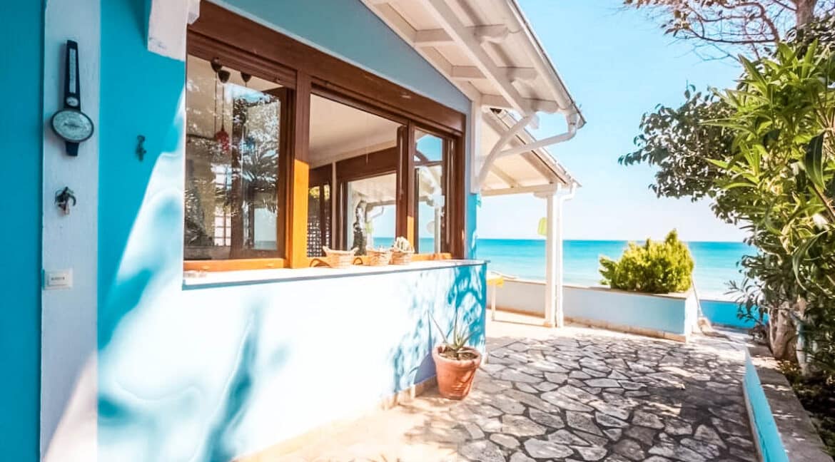 Beachfront House Kassandra Halkidiki Greece for sale. Seafront Houses in Halkidiki for sale 29