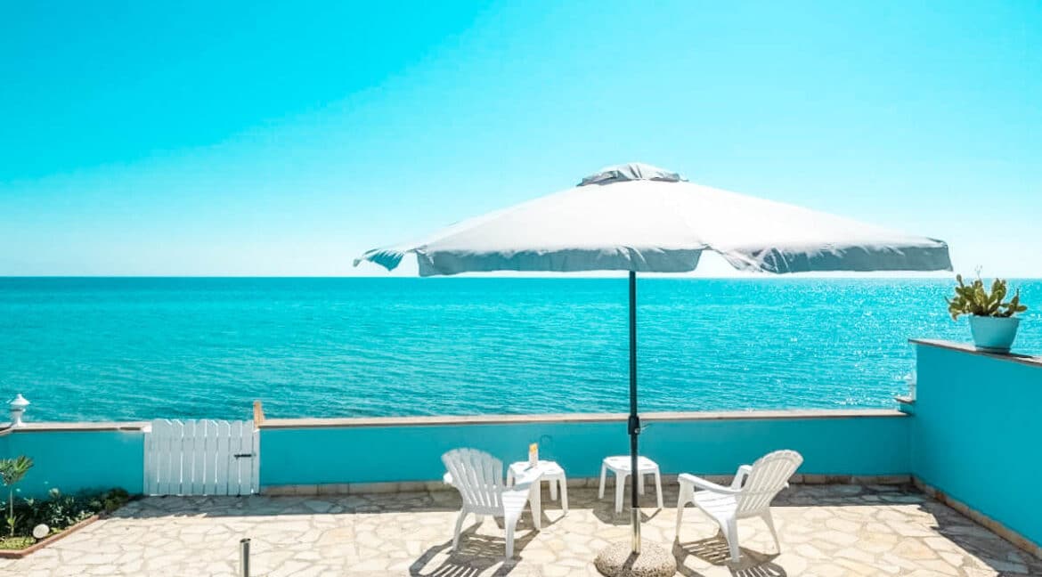 Beachfront House Kassandra Halkidiki Greece for sale. Seafront Houses in Halkidiki for sale 30