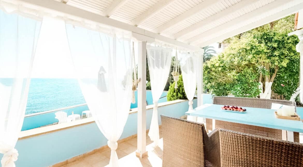 Beachfront House Kassandra Halkidiki Greece for sale. Seafront Houses in Halkidiki for sale 31