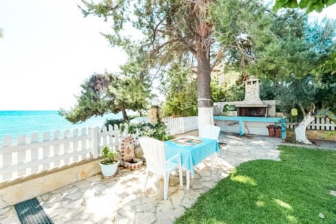 Beachfront House Kassandra Halkidiki Greece for sale. Seafront Houses in Halkidiki for sale 9