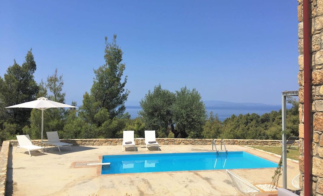 Beautiful villa Sithonia Halkidiki. Hill top Villa Halkidiki Greece for sale 17