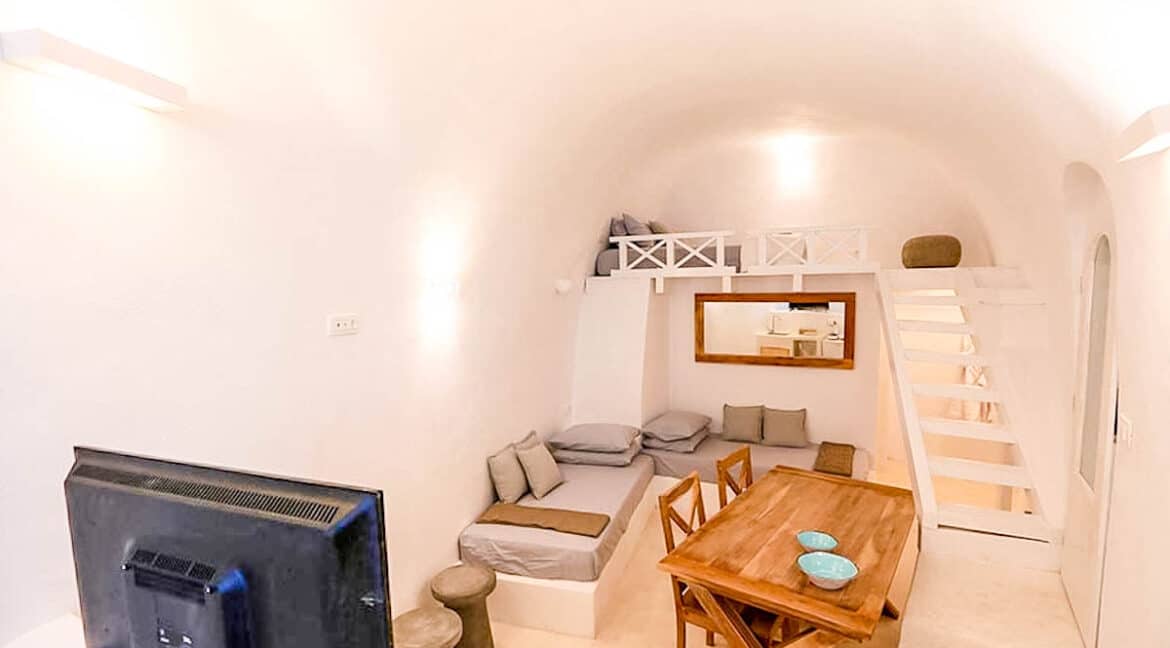 Cave House Santorini Greece for Sale, Akrotiri, Santorini Island Properties 3
