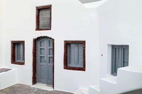 House at Kasteli Santorini for Sale with 2 Bedrooms. Santorini Houses for sale 24
