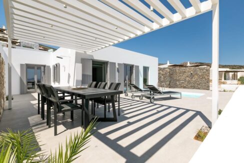 House with Pool in Paros Greece for sale. Properties Paros Greece 23