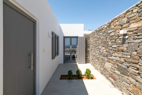House with Pool in Paros Greece for sale. Properties Paros Greece 24