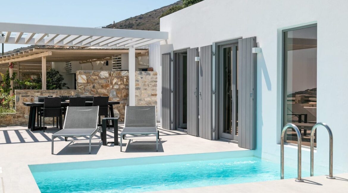 House with Pool in Paros Greece for sale. Properties Paros Greece 28