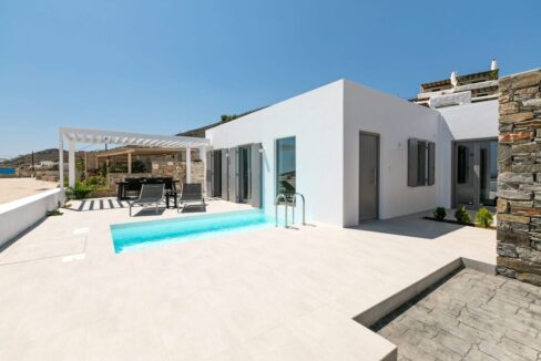 House with Pool in Paros Greece for sale. Properties Paros Greece 30