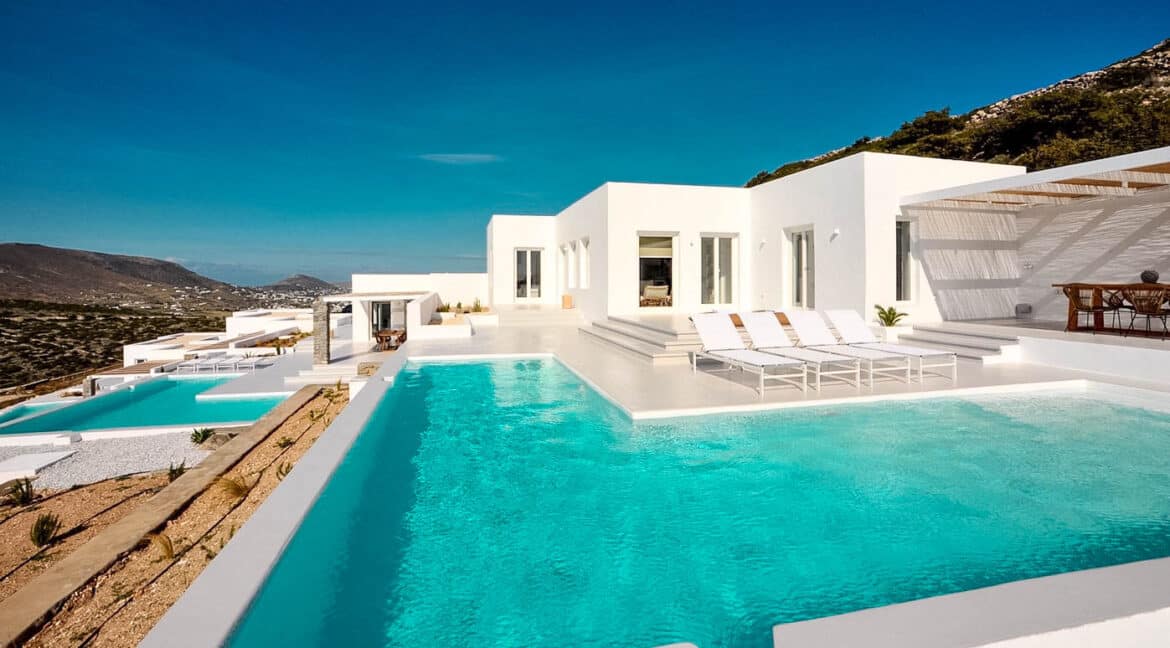 Houses for sale in Paros, Luxury Estate Paros Greece for sale. Paros Homes, Paros Realty. Properties in Paros Greece 1