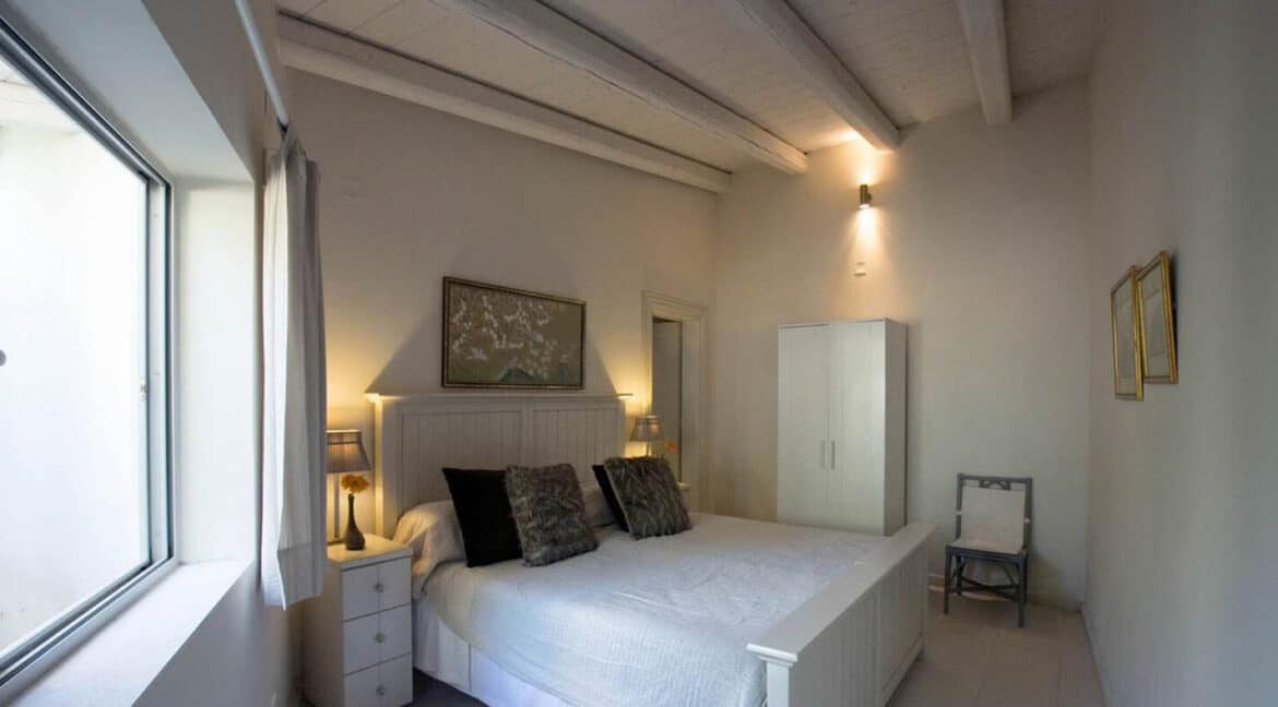Luxury Seafront Villa in Corfu Greece for sale 8