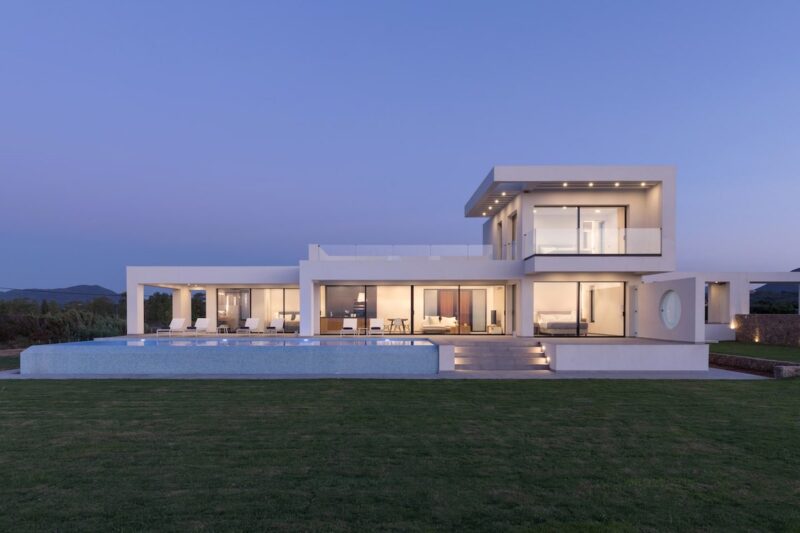 Villa en bord de mer à vendre à Halikounas, Corfou, Grèce. in 39.454022680559,19.873151919125,14
