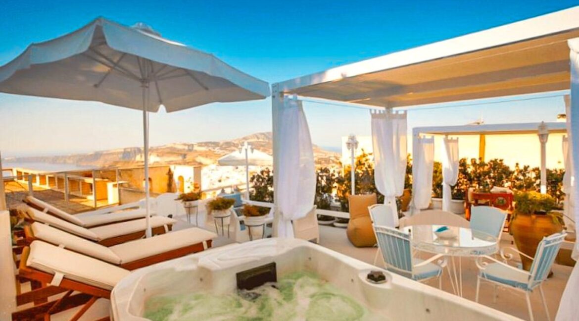 2 Luxury houses for sale in Santorini, Firostefani 1