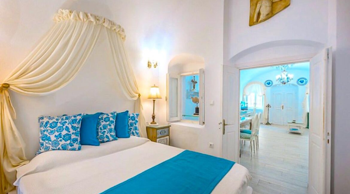 2 Luxury houses for sale in Santorini, Firostefani 3