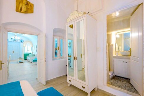 2 Luxury houses for sale in Santorini, Firostefani 4