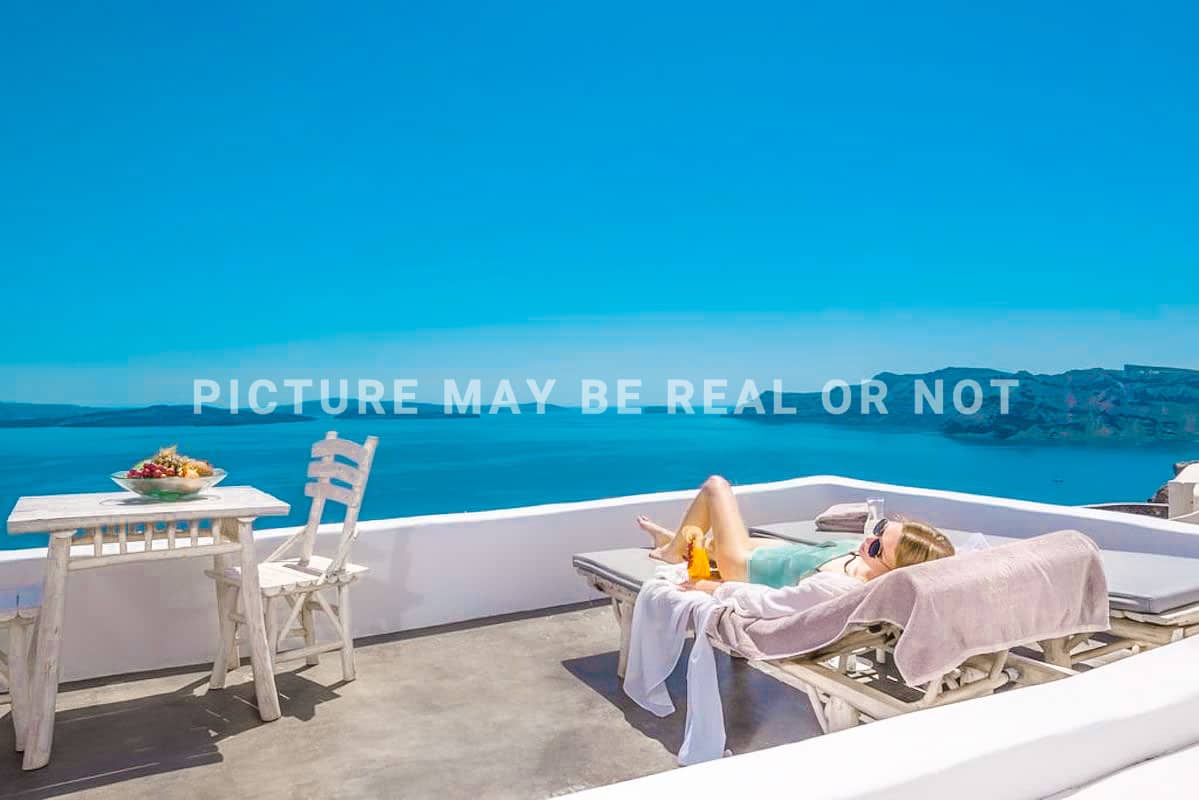 Luxury Caldera Suite Oia Santorini Greece for sale. Santorini Properties