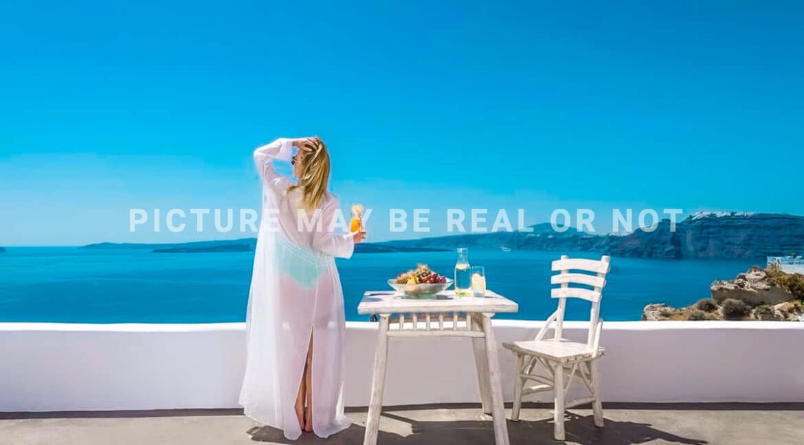 Luxury Caldera Suite Oia Santorini Greece for sale. Santorini Properties 4