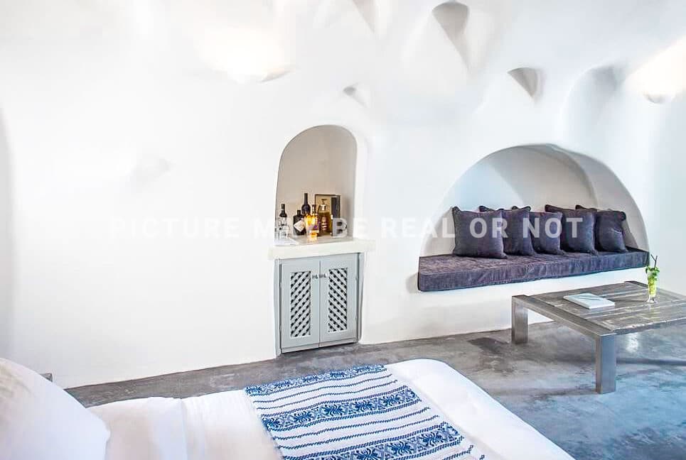 Luxury Caldera Suite Oia Santorini Greece for sale. Santorini Properties 5