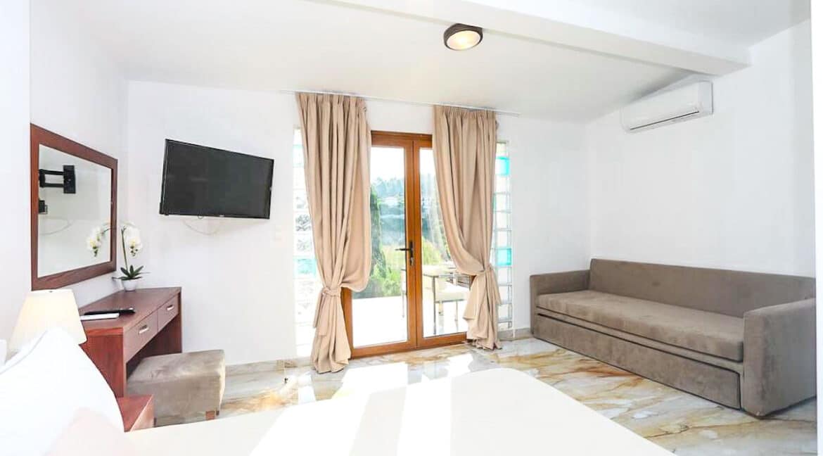Mansion with helipad in Halkidiki Greece, Luxury Estate in Chalkidiki Greece for sale 47