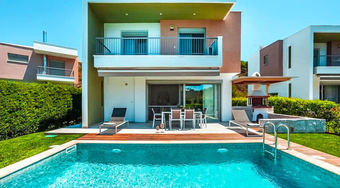 Villa in Kassandra Halkidiki, Pefkohori Halkidiki for sale. Halkidiki Properties 23