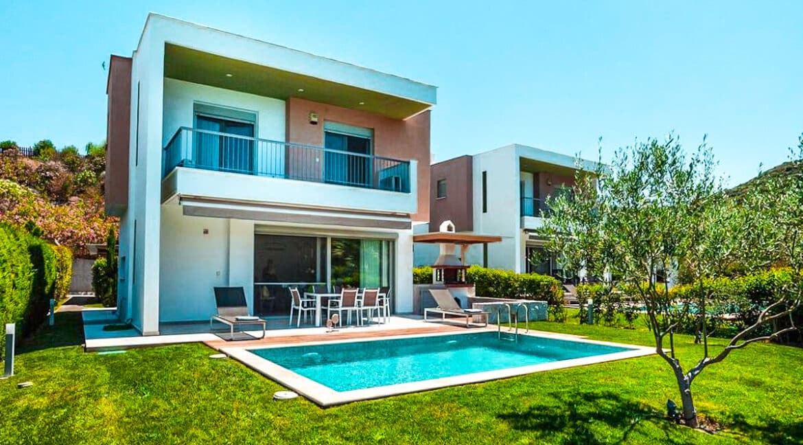 Villa in Kassandra Halkidiki, Pefkohori Halkidiki for sale. Halkidiki Properties 24