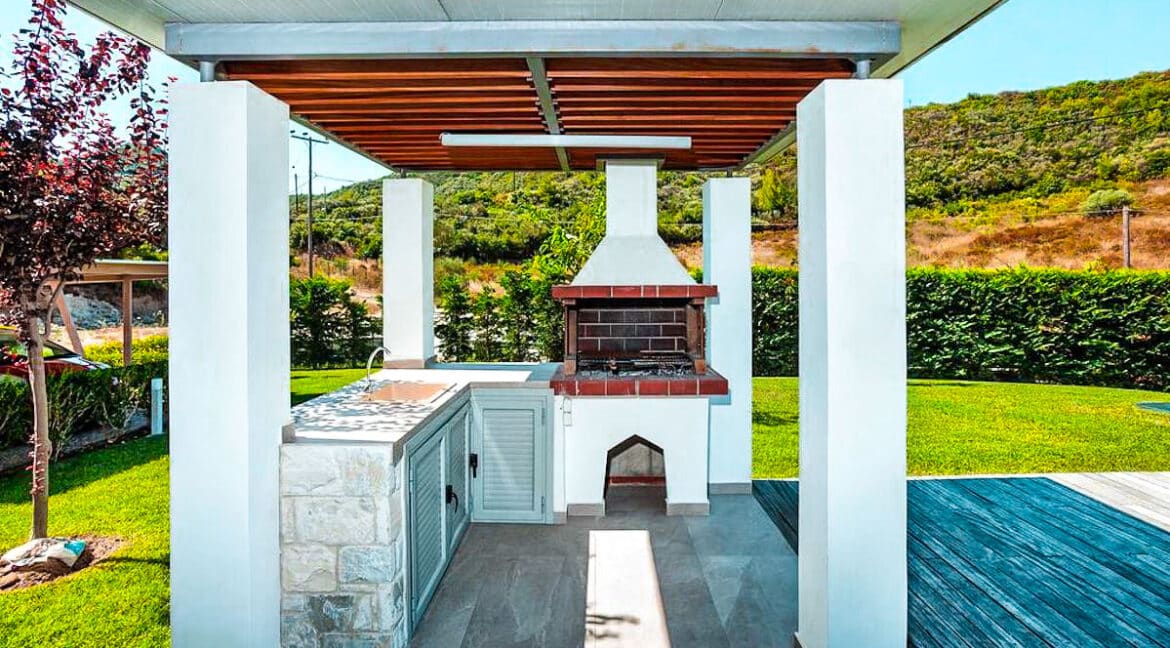 Villa in Kassandra Halkidiki, Pefkohori Halkidiki for sale. Halkidiki Properties 4