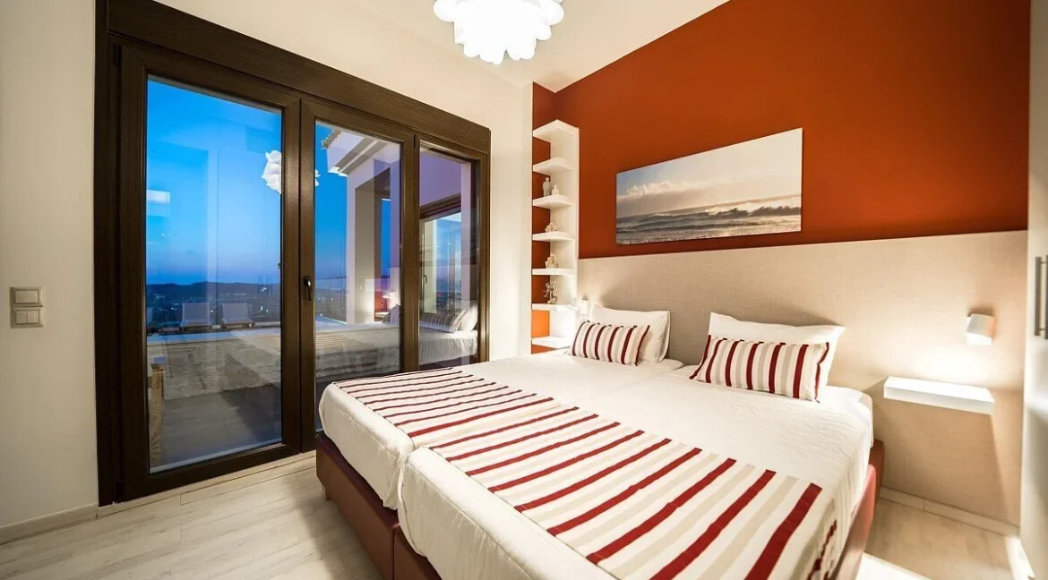 Luxury Villa with a helipad at Chania Crete 9