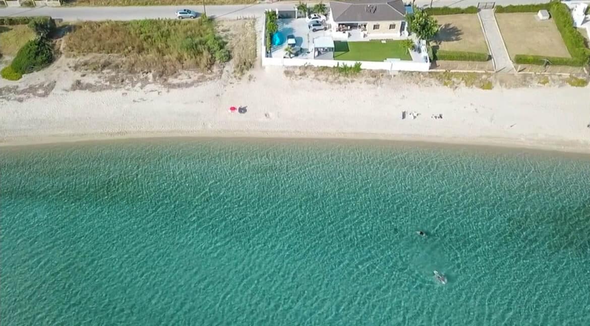 Seafront Villa Kassandra Chalkidiki for sale, Halkidiki Luxury Properties. Buy Villa in Halkidiki Greece. Real Estate Halkidiki Greece 14