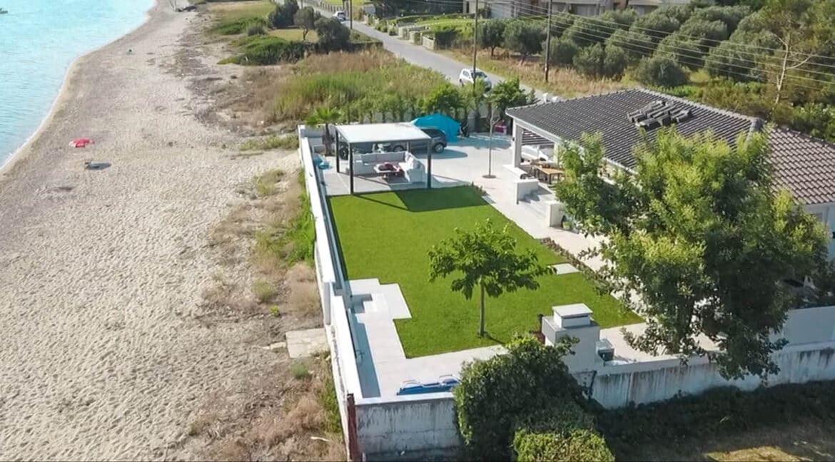 Seafront Villa Kassandra Chalkidiki for sale, Halkidiki Luxury Properties. Buy Villa in Halkidiki Greece. Real Estate Halkidiki Greece 6