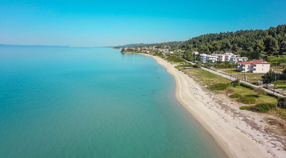 Seafront Villa Kassandra Chalkidiki for sale, Halkidiki Luxury Properties. Buy Villa in Halkidiki Greece. Real Estate Halkidiki Greece