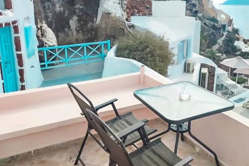 Cave House at Oia of Santorini for sale 1