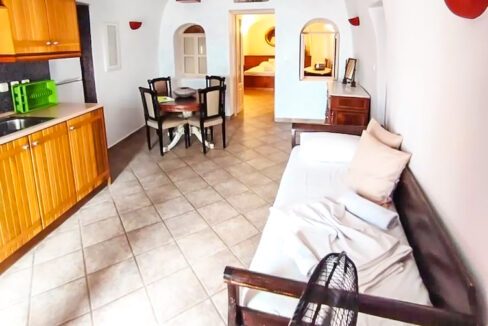 Cave House at Oia of Santorini for sale 14