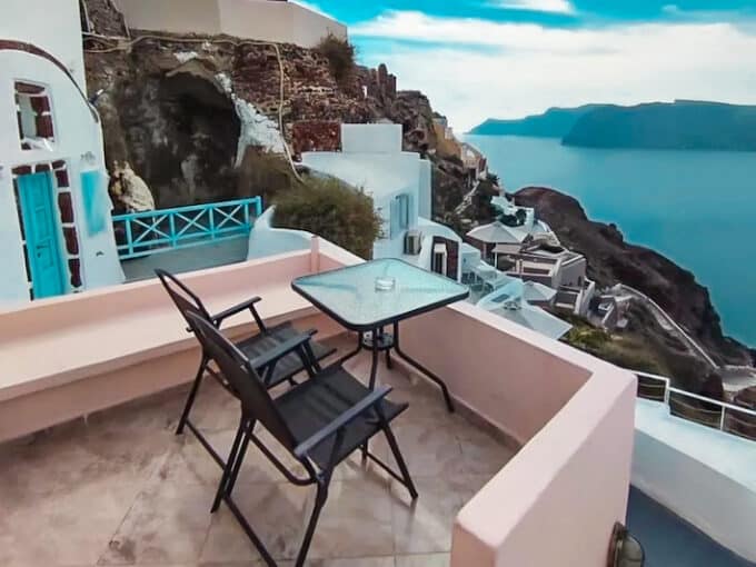 Cave House at Oia of Santorini for sale