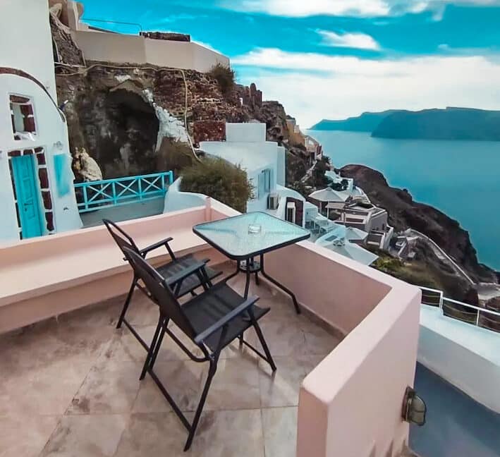 Cave House at Oia of Santorini for sale 15